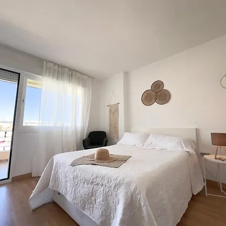 En Carihuela Con Vistas Y Plaza De Garaje, Nucleo Cristal Apartment Torremolinos Exterior photo