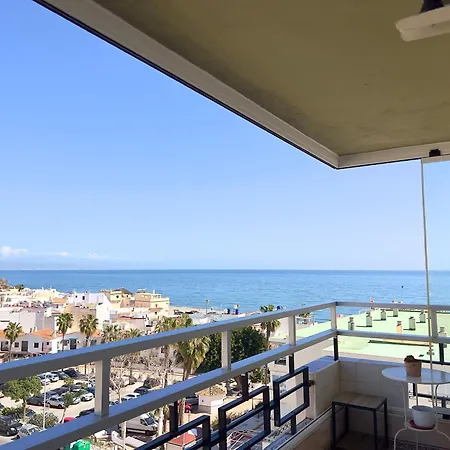 En Carihuela Con Vistas Y Plaza De Garaje, Nucleo Cristal Apartment Torremolinos Exterior photo